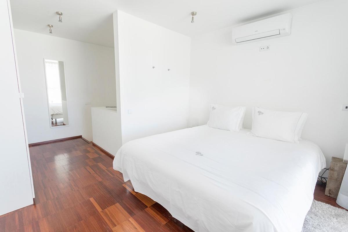 One2Seven Aparthotel Ferragudo  Εξωτερικό φωτογραφία